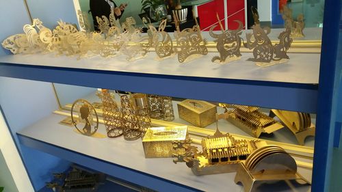 美克供应激光切割机设备500w光纤激光切割机金属制品加工